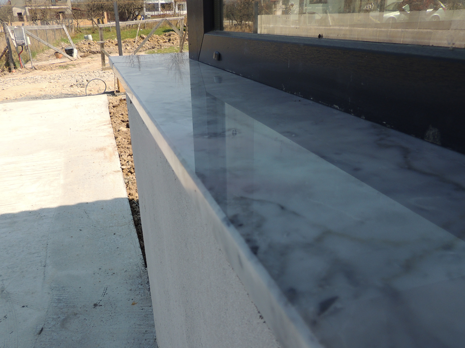 Pervaze din PVC și Aluminiu extrudat